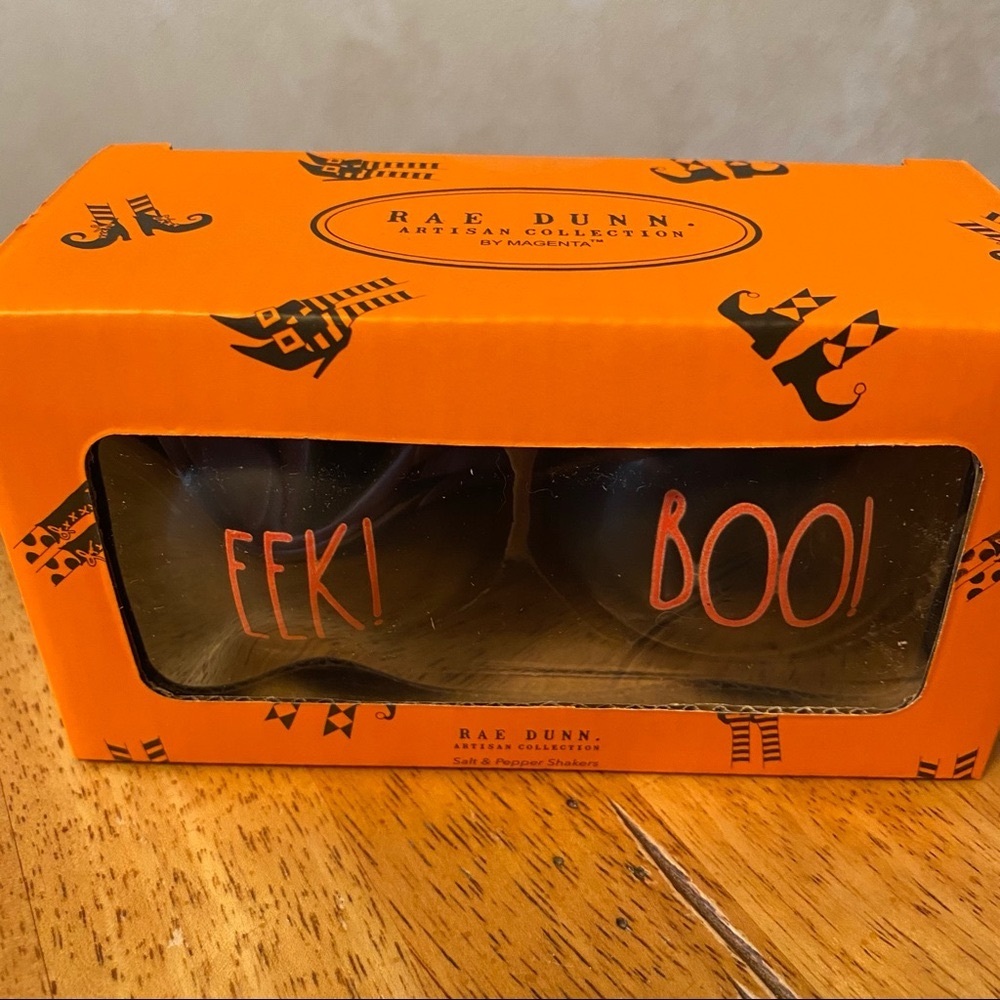 Rae Dunn EEK! BOO! Halloween Salt and Pepper Cauldron Shakers BRAND NEW!!